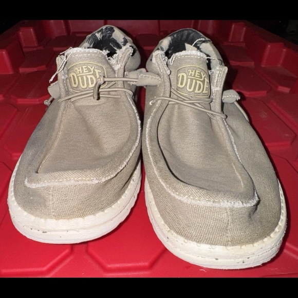 Size 8, Hey Dude Wally Stretch Beige Slip-On - Picture 2 of 10